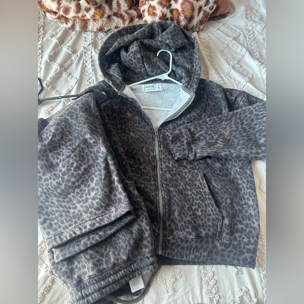 Cheetah print hollister zip up